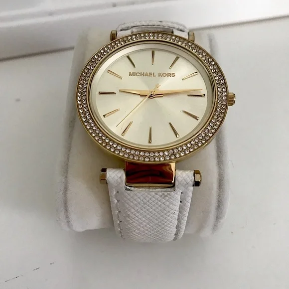 Michael Kors | Accessories | Michael Kors Womens Darci  display picture 2
